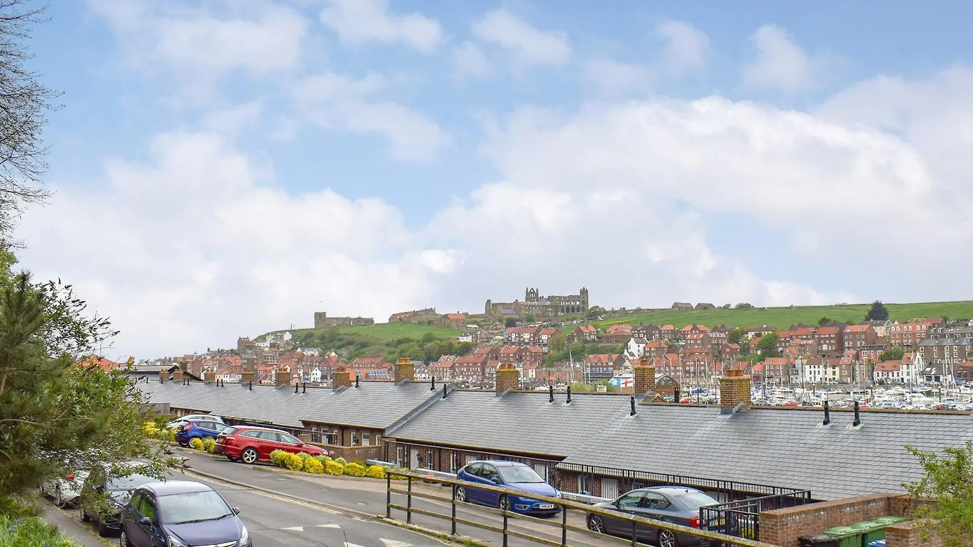 Willa Esk View - DC5135 Whitby